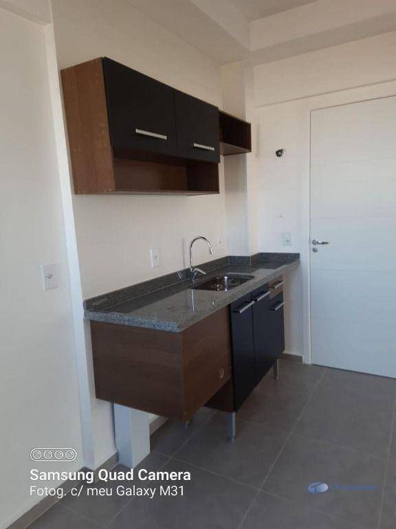 Apartamento para alugar com 3 quartos, 101m² - Foto 3