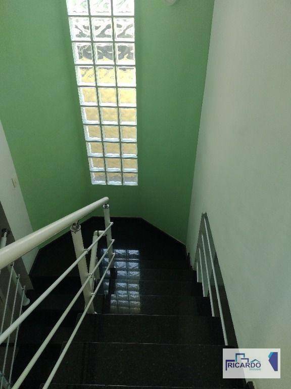 Sobrado à venda com 3 quartos, 125m² - Foto 11