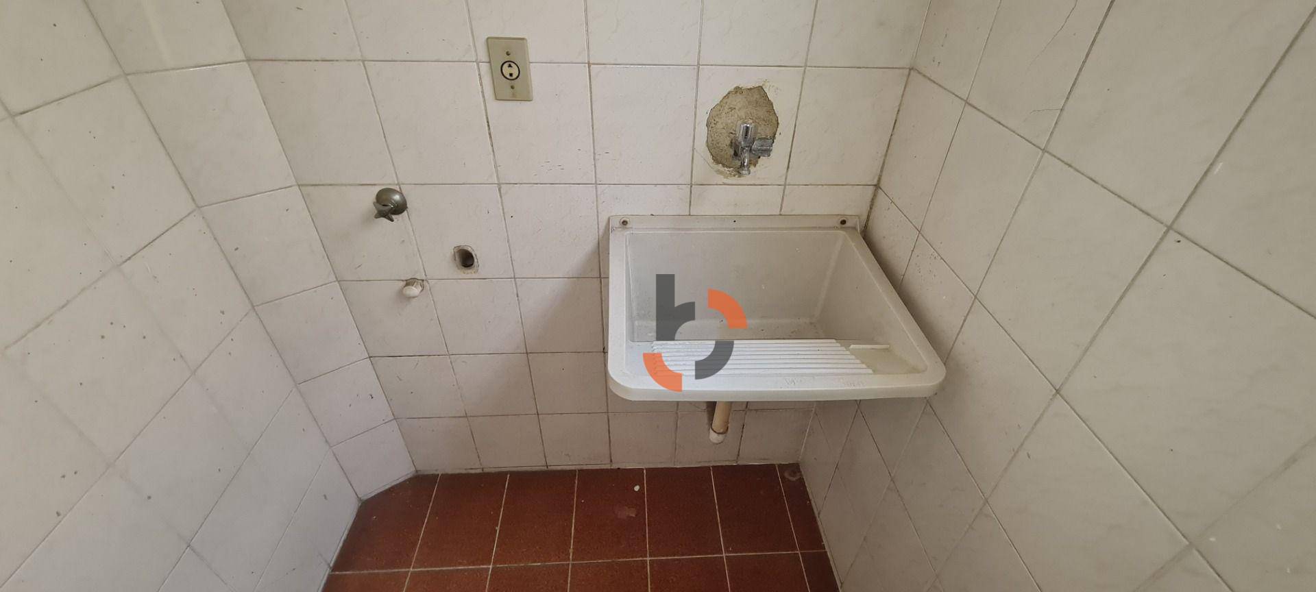 Apartamento para alugar com 2 quartos, 72m² - Foto 15