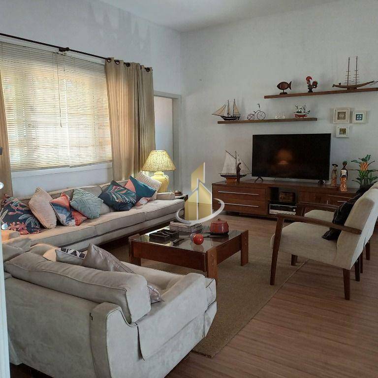 Casa à venda com 5 quartos, 320m² - Foto 8