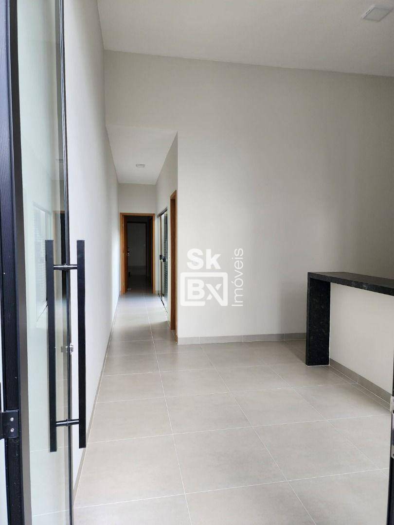 Casa à venda com 3 quartos, 75m² - Foto 4