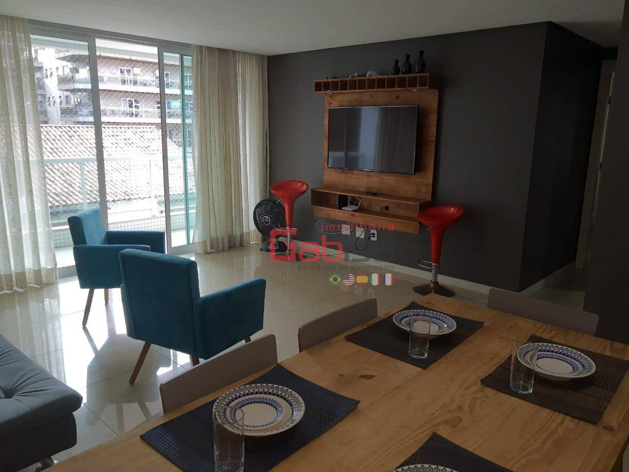 Apartamento à venda com 3 quartos, 170m² - Foto 1