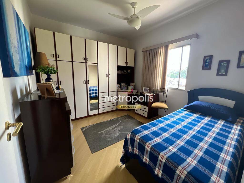 Casa à venda com 3 quartos, 340m² - Foto 12