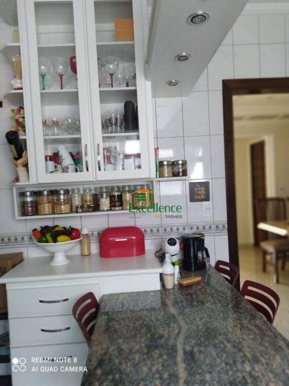 Apartamento à venda com 3 quartos, 148m² - Foto 3