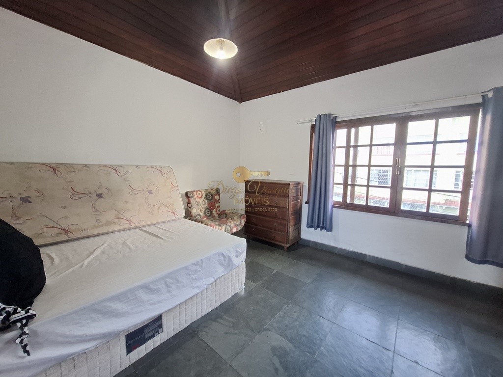 Casa para alugar com 5 quartos, 296m² - Foto 30