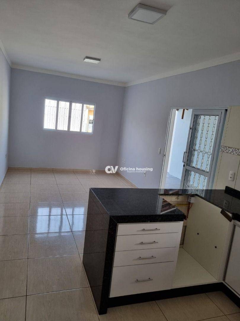 Casa à venda com 2 quartos, 85m² - Foto 7