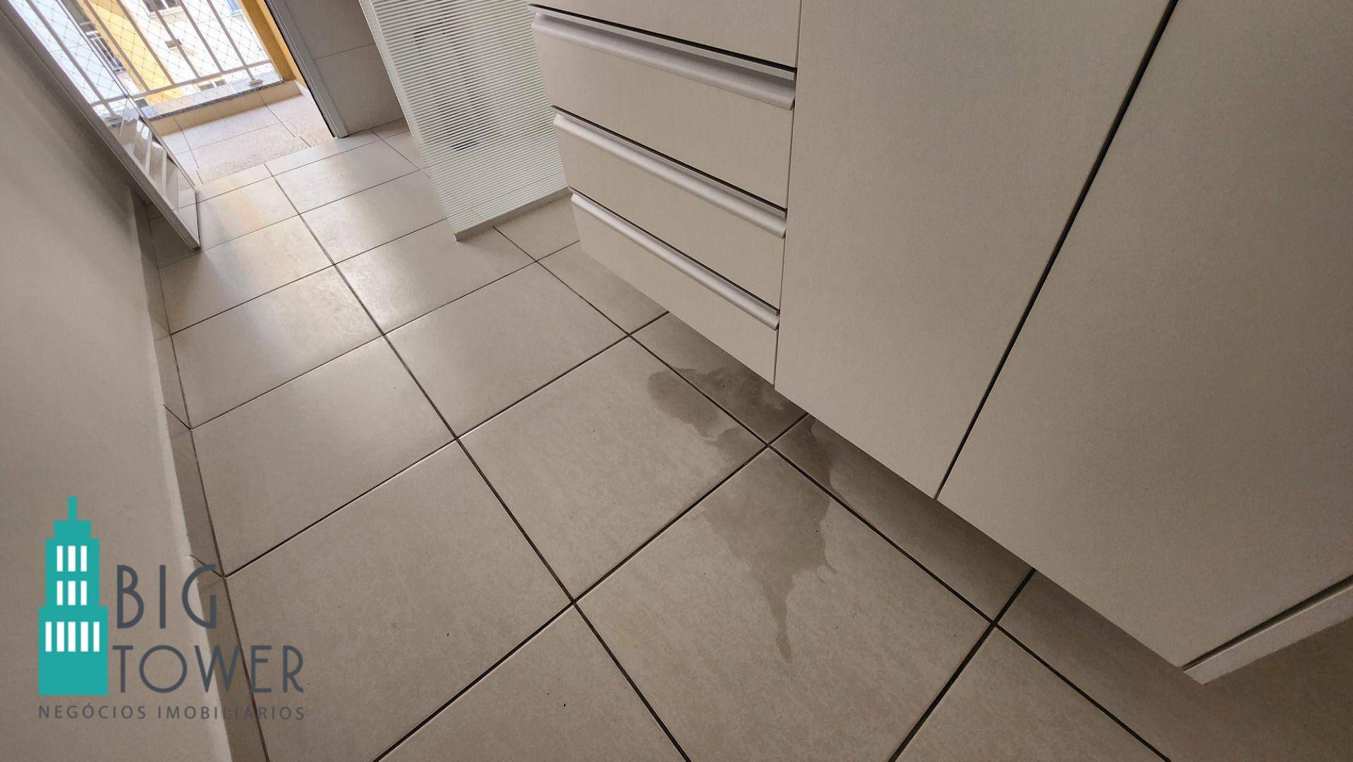 Apartamento para alugar com 2 quartos, 50m² - Foto 3
