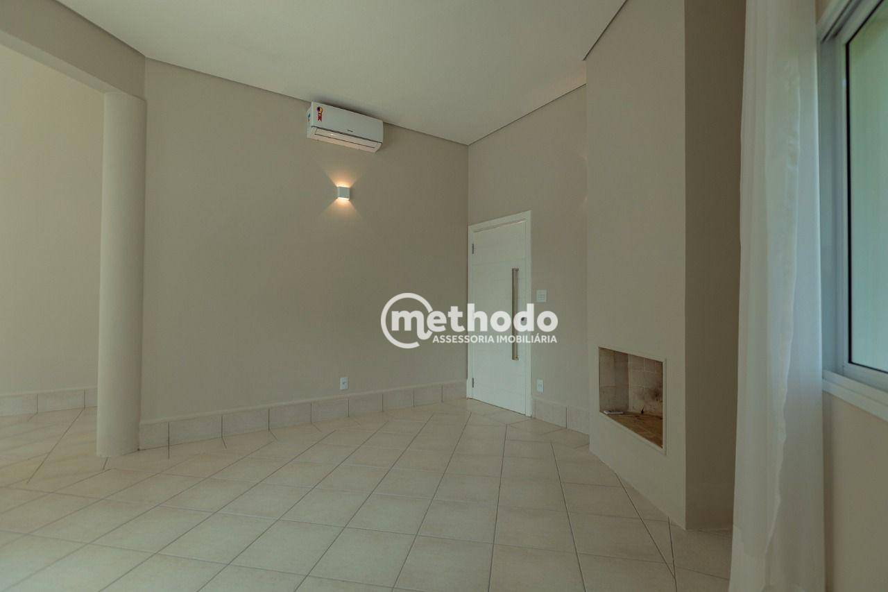 Casa de Condomínio à venda com 4 quartos, 300m² - Foto 8