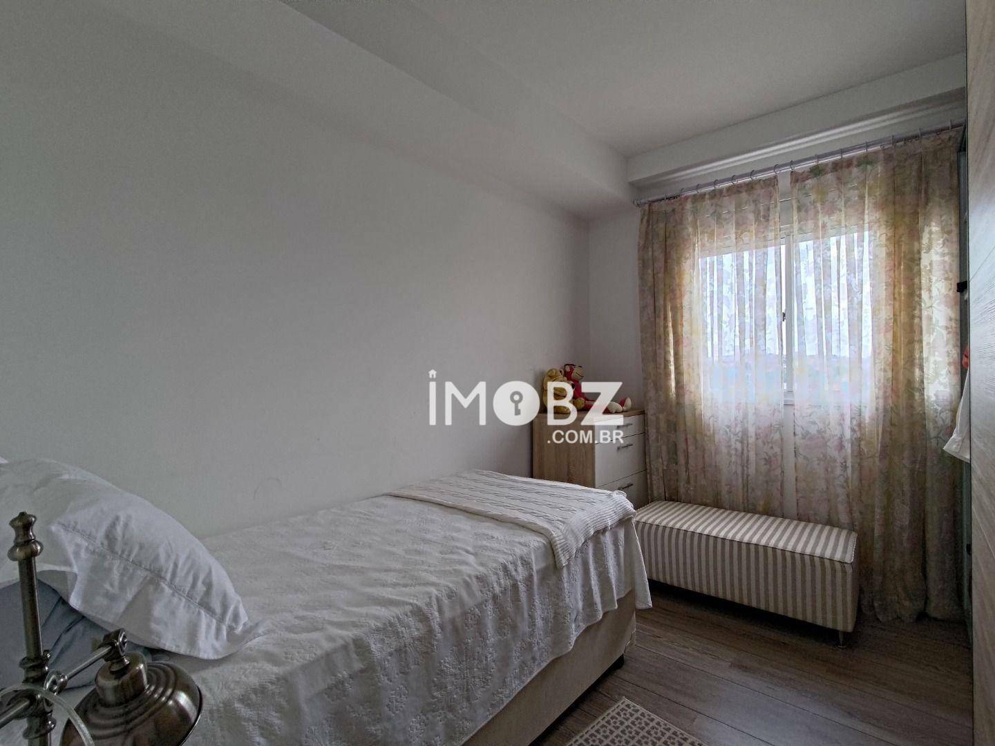 Apartamento à venda com 3 quartos, 92m² - Foto 9