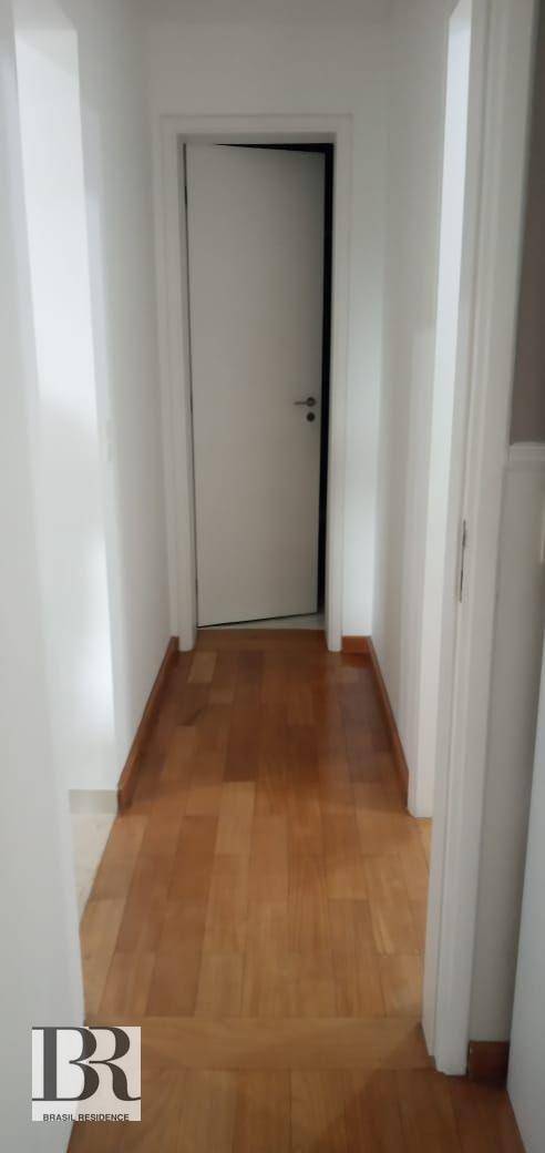 Apartamento para alugar com 2 quartos, 98m² - Foto 11