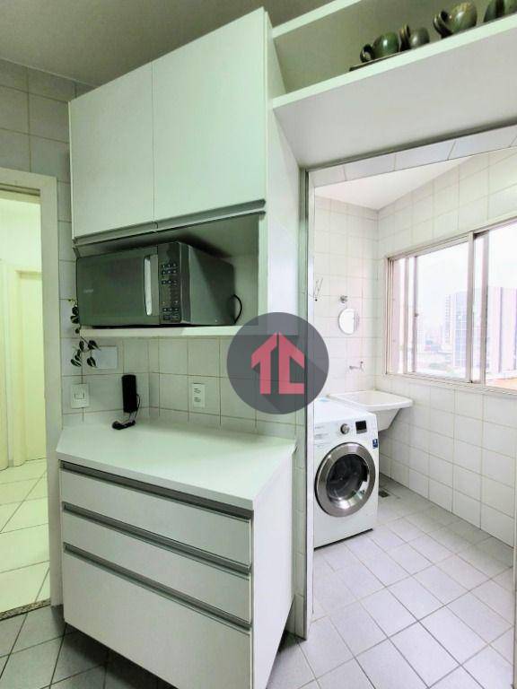 Apartamento à venda com 2 quartos, 65m² - Foto 7