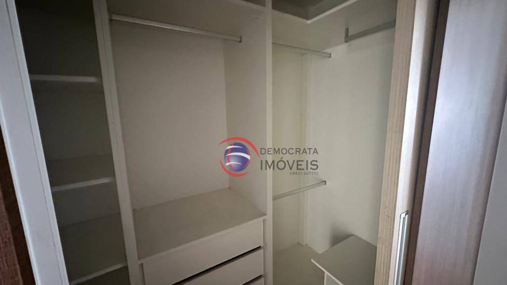 Apartamento à venda com 3 quartos, 107m² - Foto 8