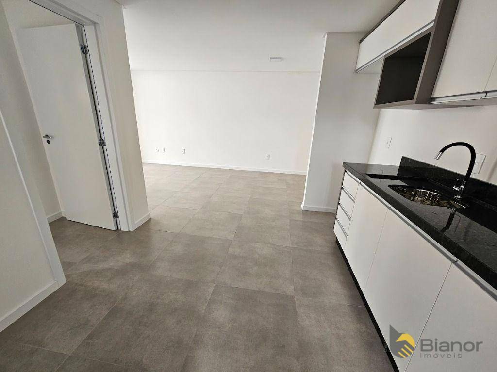 Apartamento para alugar com 1 quarto, 66m² - Foto 8