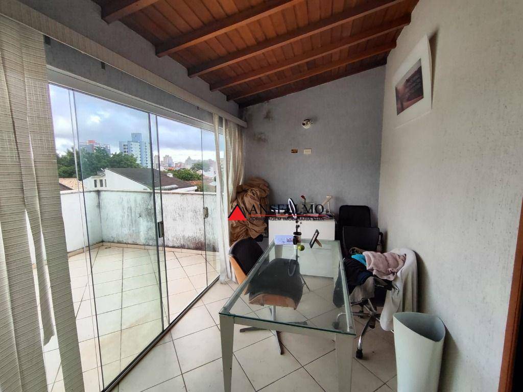 Sobrado à venda e aluguel com 4 quartos, 300m² - Foto 37
