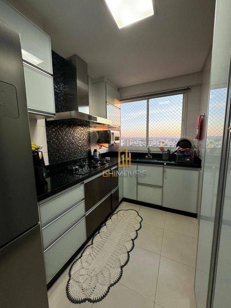 Apartamento à venda com 3 quartos, 113m² - Foto 13