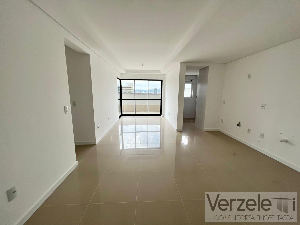 Apartamento à venda com 3 quartos, 179m² - Foto 33