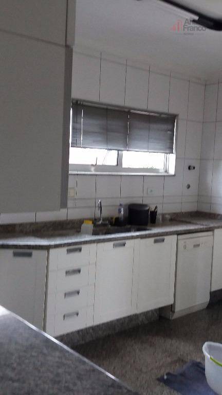 Casa para alugar com 3 quartos, 400m² - Foto 10