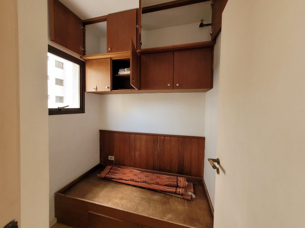 Apartamento à venda com 3 quartos, 140m² - Foto 19