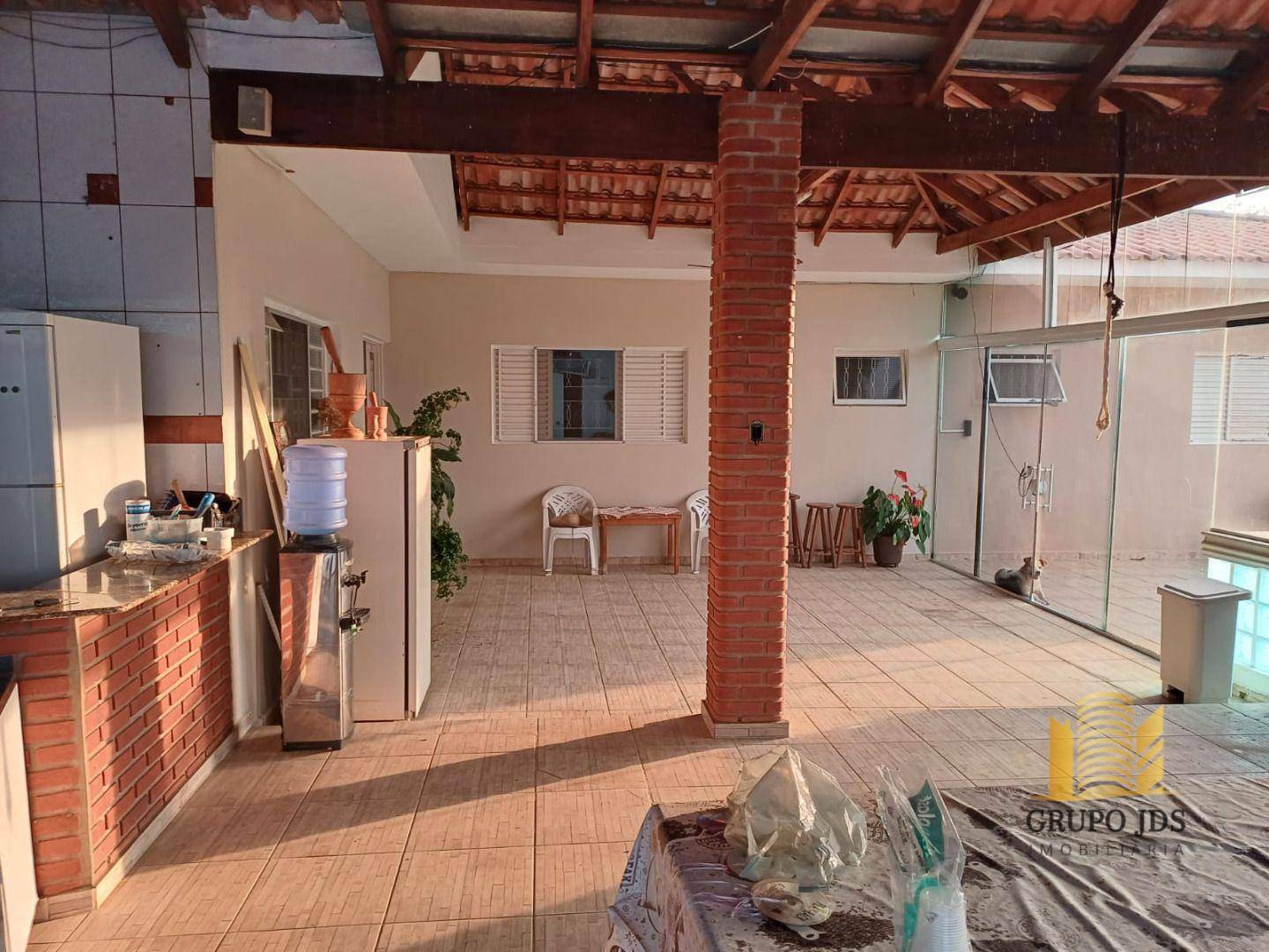 Chácara à venda com 2 quartos, 180m² - Foto 23