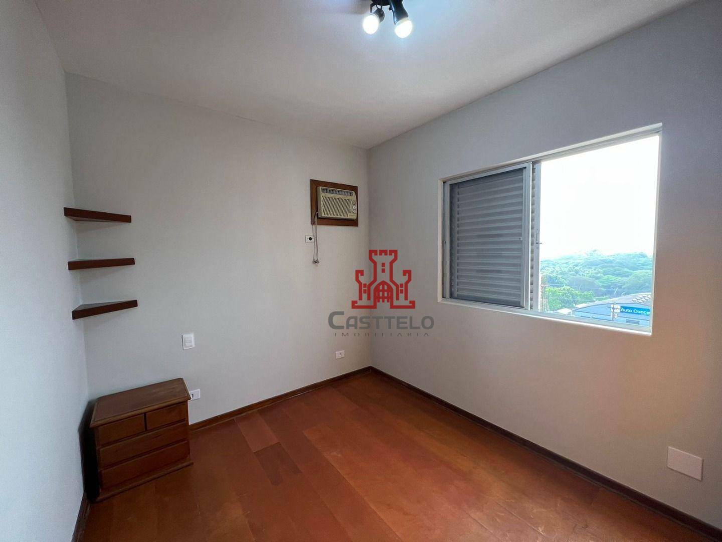 Apartamento à venda com 3 quartos, 77m² - Foto 7