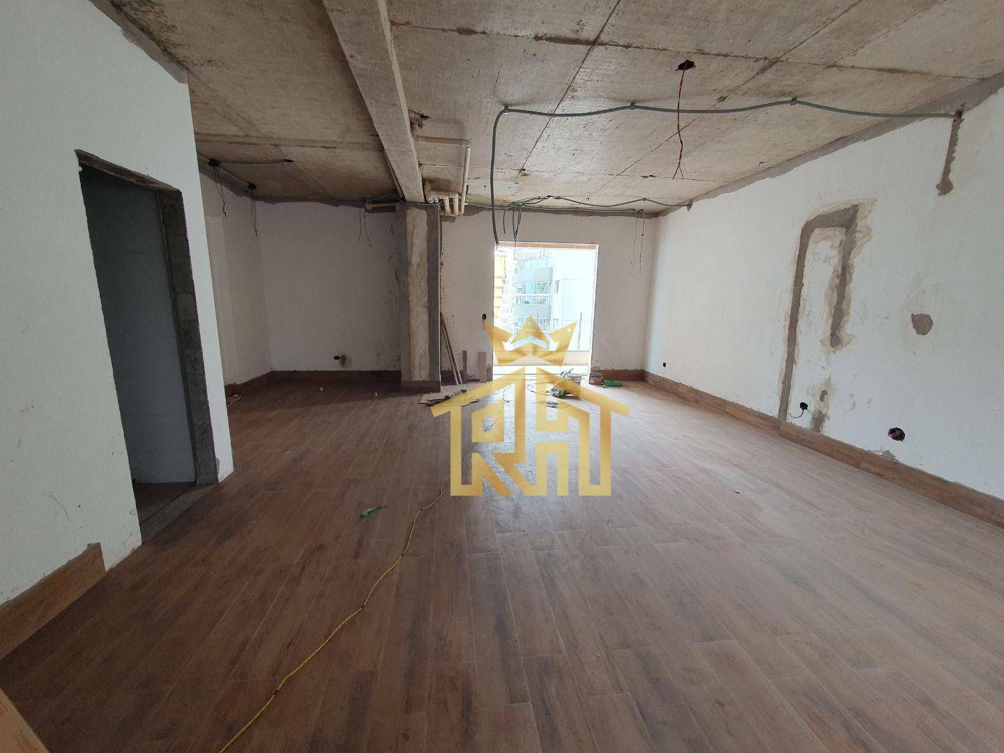 Apartamento à venda com 3 quartos, 143m² - Foto 34