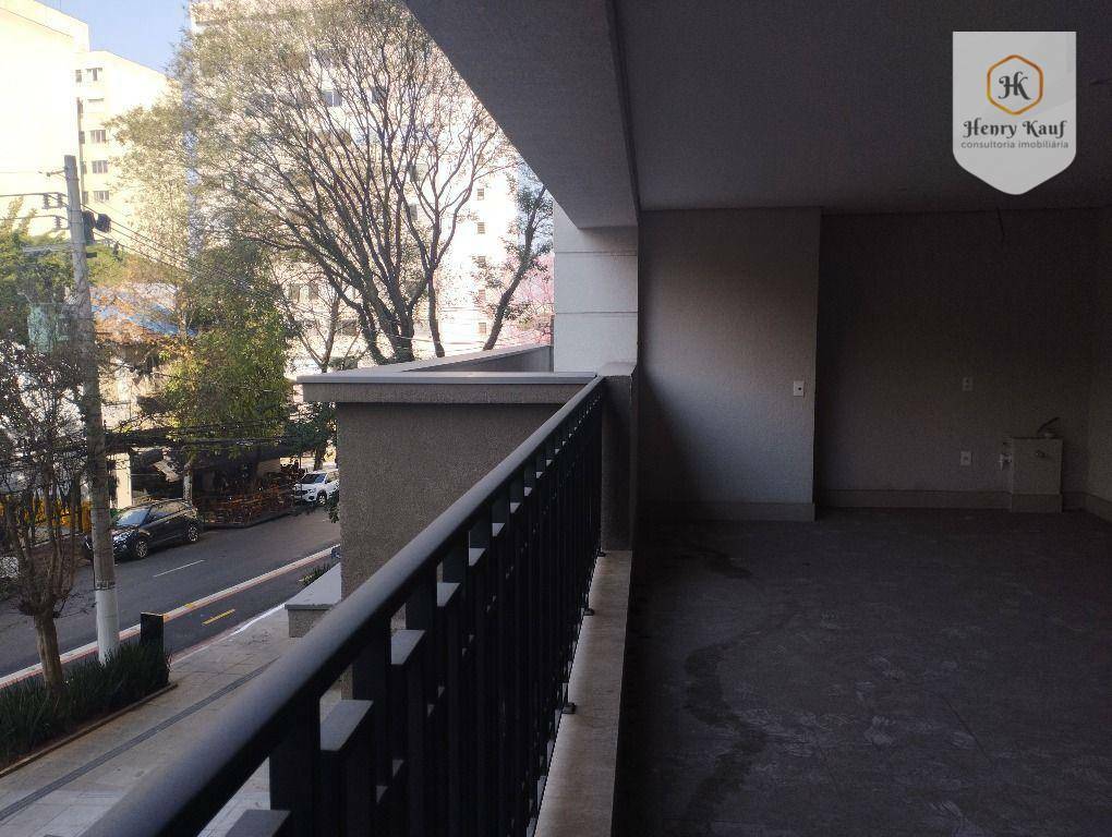 Apartamento à venda com 3 quartos, 209m² - Foto 26