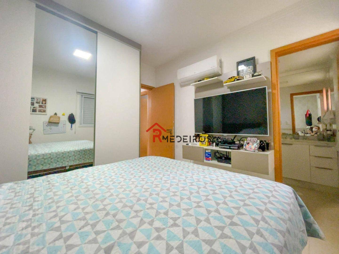 Apartamento à venda com 2 quartos, 75m² - Foto 10