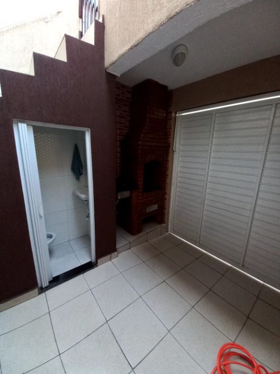 Sobrado à venda com 2 quartos, 75m² - Foto 18