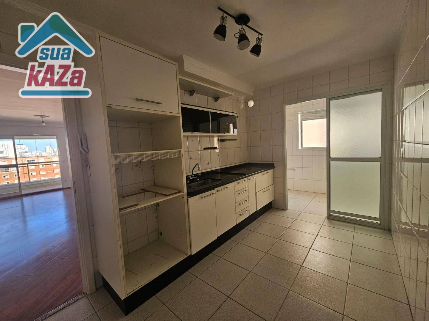 Apartamento à venda com 3 quartos, 127m² - Foto 3