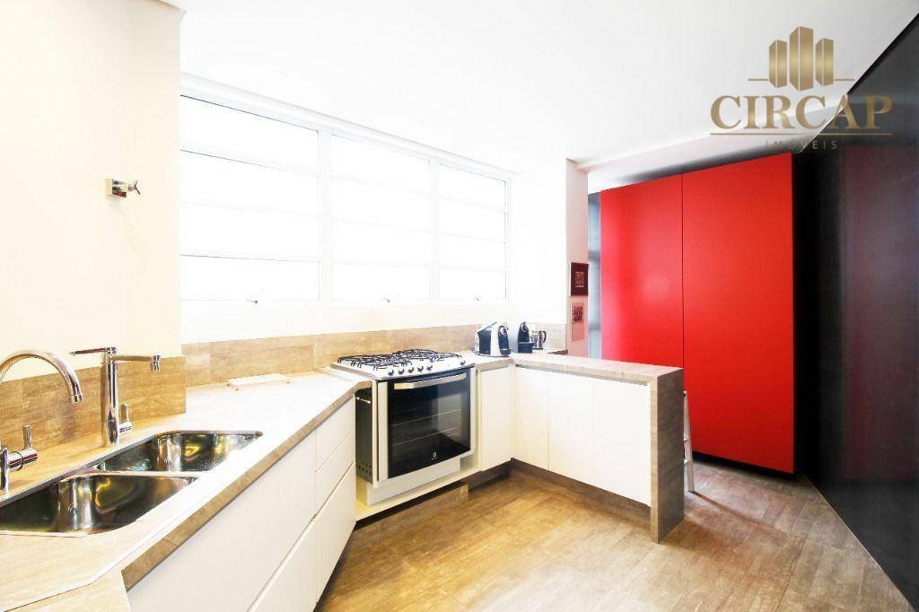 Apartamento à venda com 3 quartos, 260m² - Foto 18