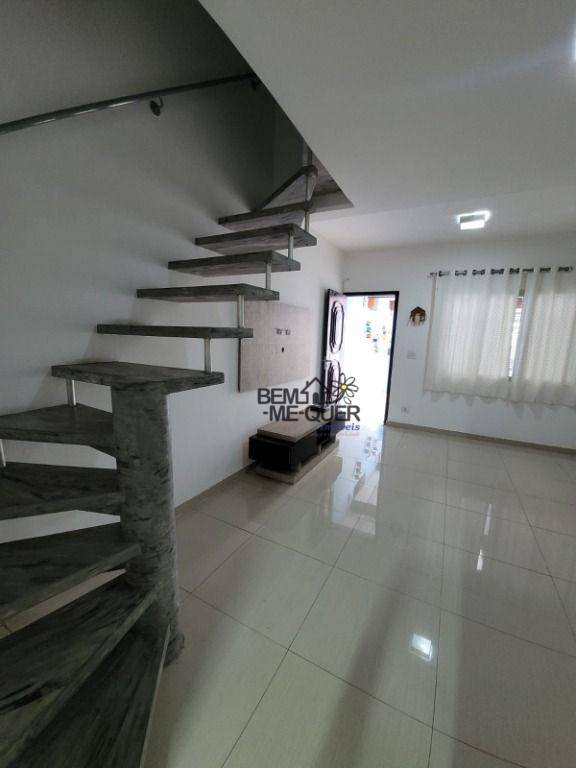 Sobrado à venda com 2 quartos, 90m² - Foto 1