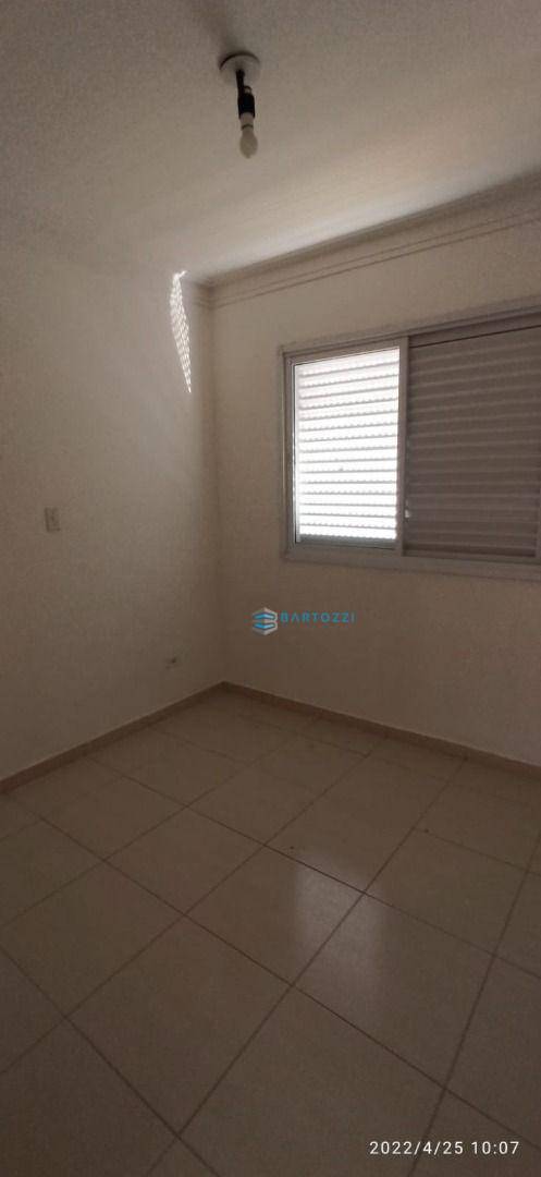 Apartamento à venda com 3 quartos, 85m² - Foto 11