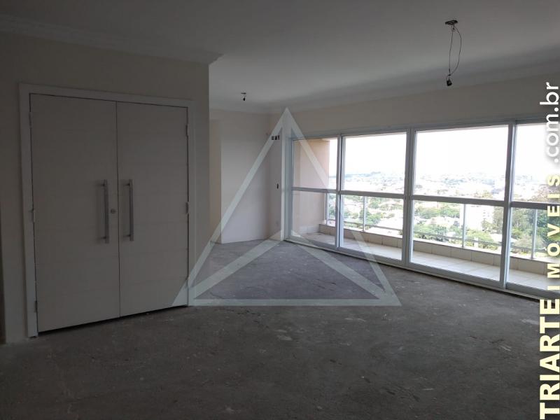 Apartamento à venda com 4 quartos, 224m² - Foto 1