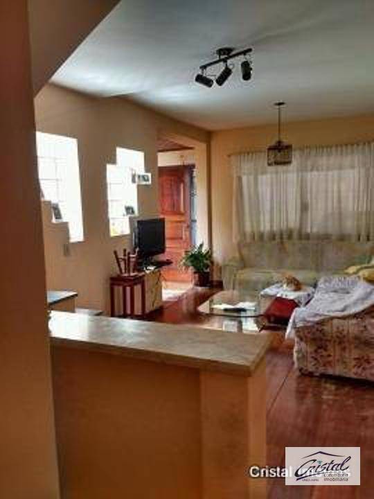 Casa à venda com 3 quartos, 500m² - Foto 2