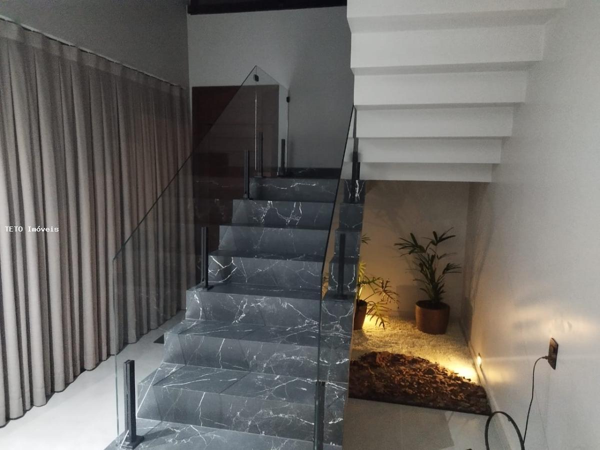 Casa à venda com 4 quartos, 300m² - Foto 8