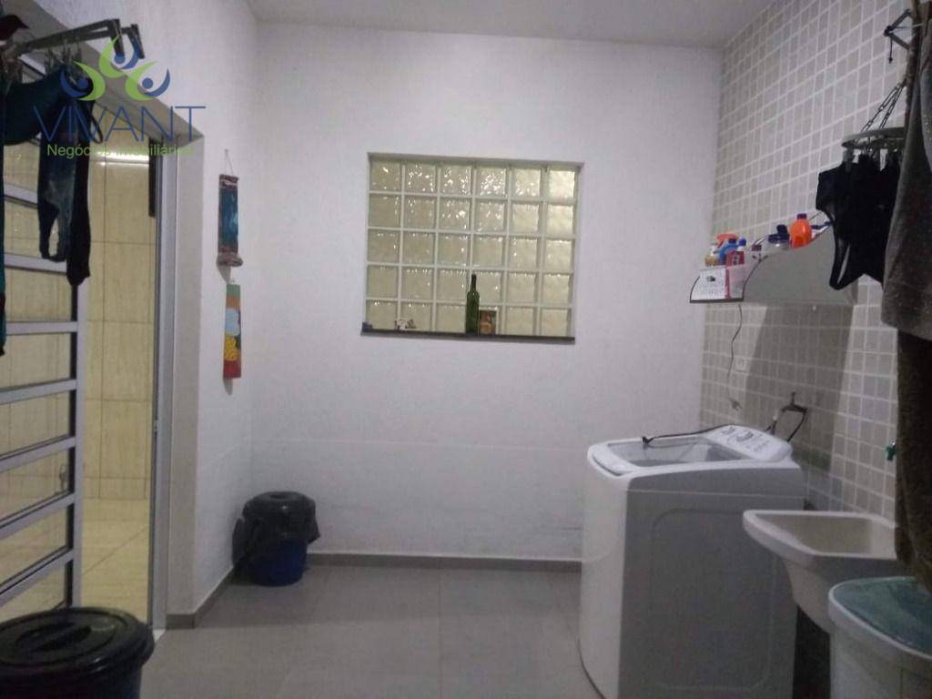 Sobrado à venda com 2 quartos, 300m² - Foto 7