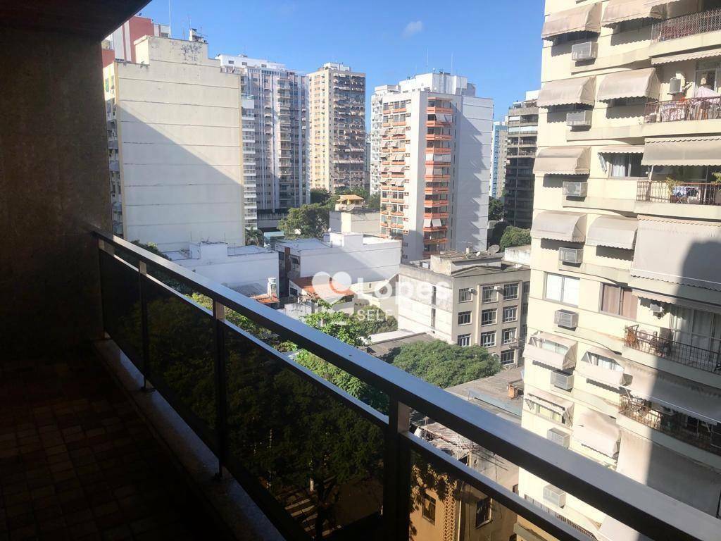 Apartamento à venda com 4 quartos, 179m² - Foto 3