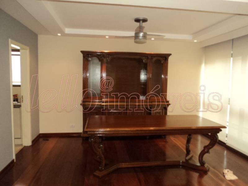 Apartamento para alugar com 4 quartos, 440m² - Foto 6