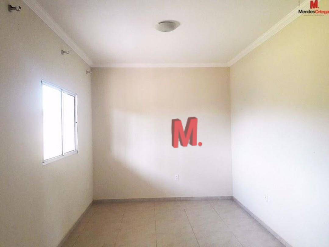 Chácara à venda com 2 quartos, 235m² - Foto 15