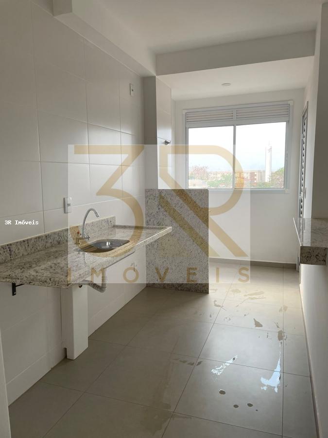 Apartamento à venda com 2 quartos, 58m² - Foto 4