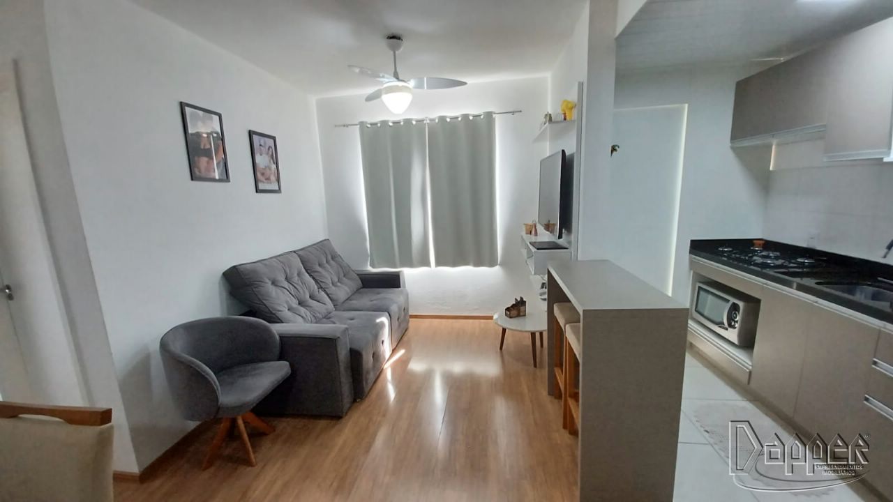 Apartamento à venda com 2 quartos, 62m² - Foto 1