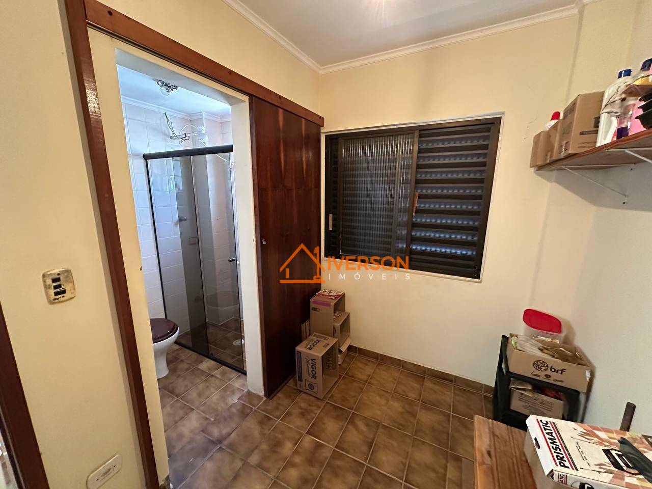 Apartamento à venda com 3 quartos, 130m² - Foto 12