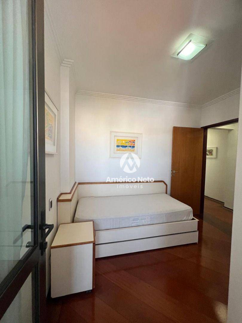 Apartamento para alugar com 3 quartos, 104m² - Foto 10