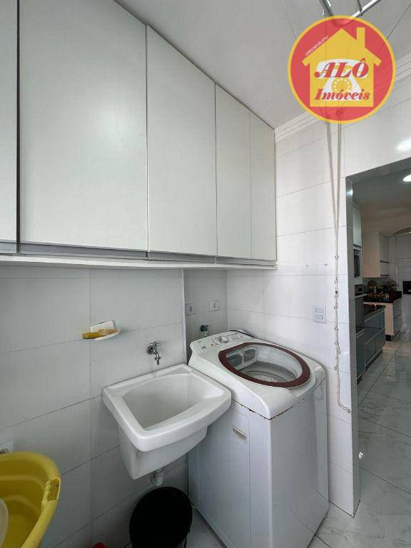 Apartamento à venda com 3 quartos, 140m² - Foto 11