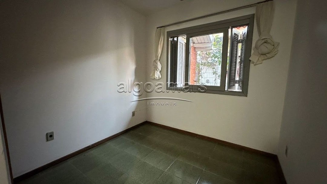 Casa à venda com 3 quartos, 130m² - Foto 10