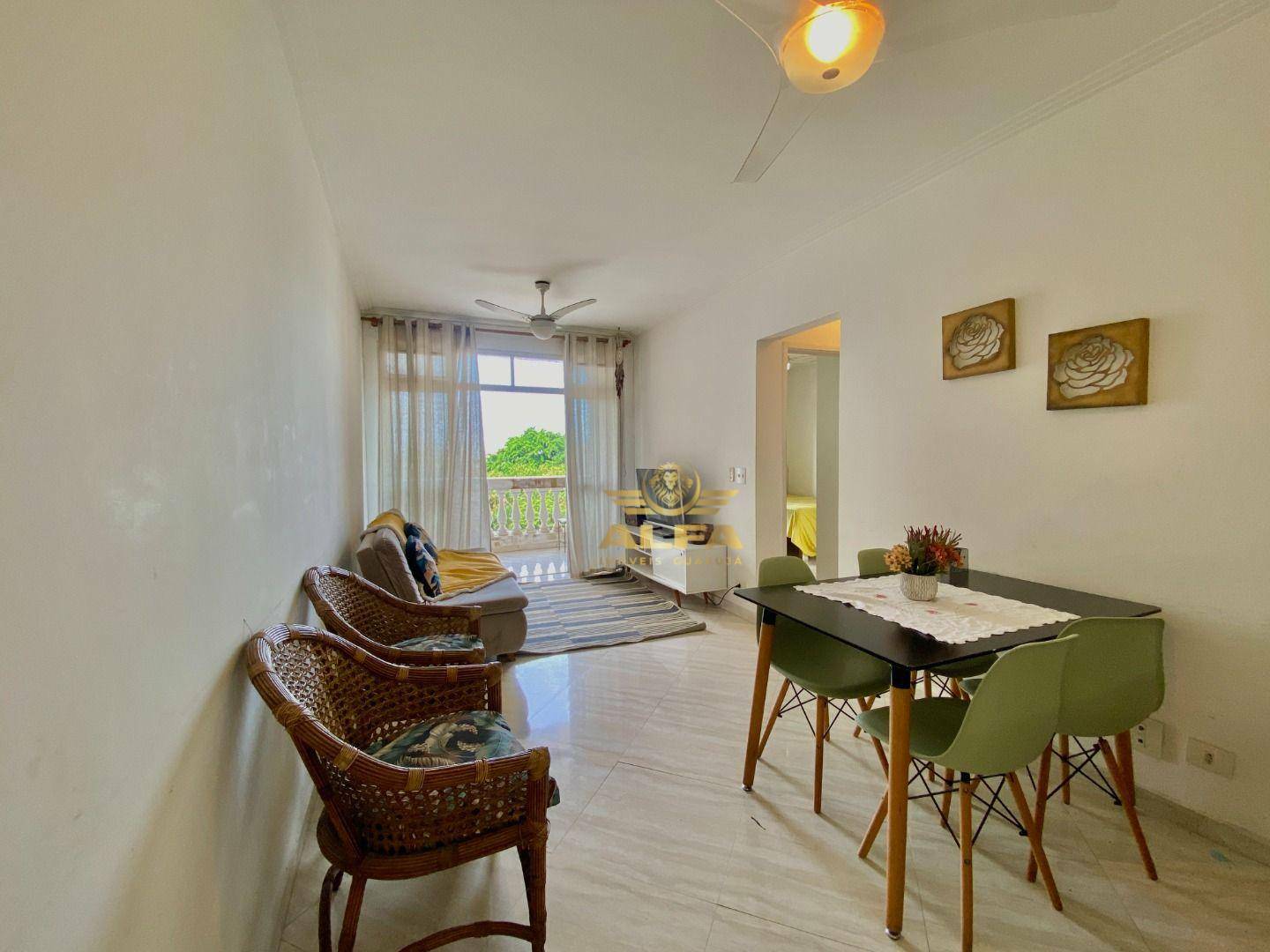 Apartamento à venda com 2 quartos, 70m² - Foto 1