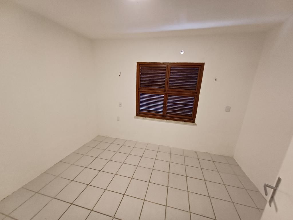 Casa para alugar com 3 quartos, 200m² - Foto 17