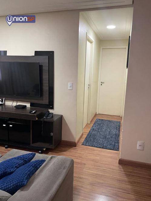 Apartamento à venda com 2 quartos, 77m² - Foto 4