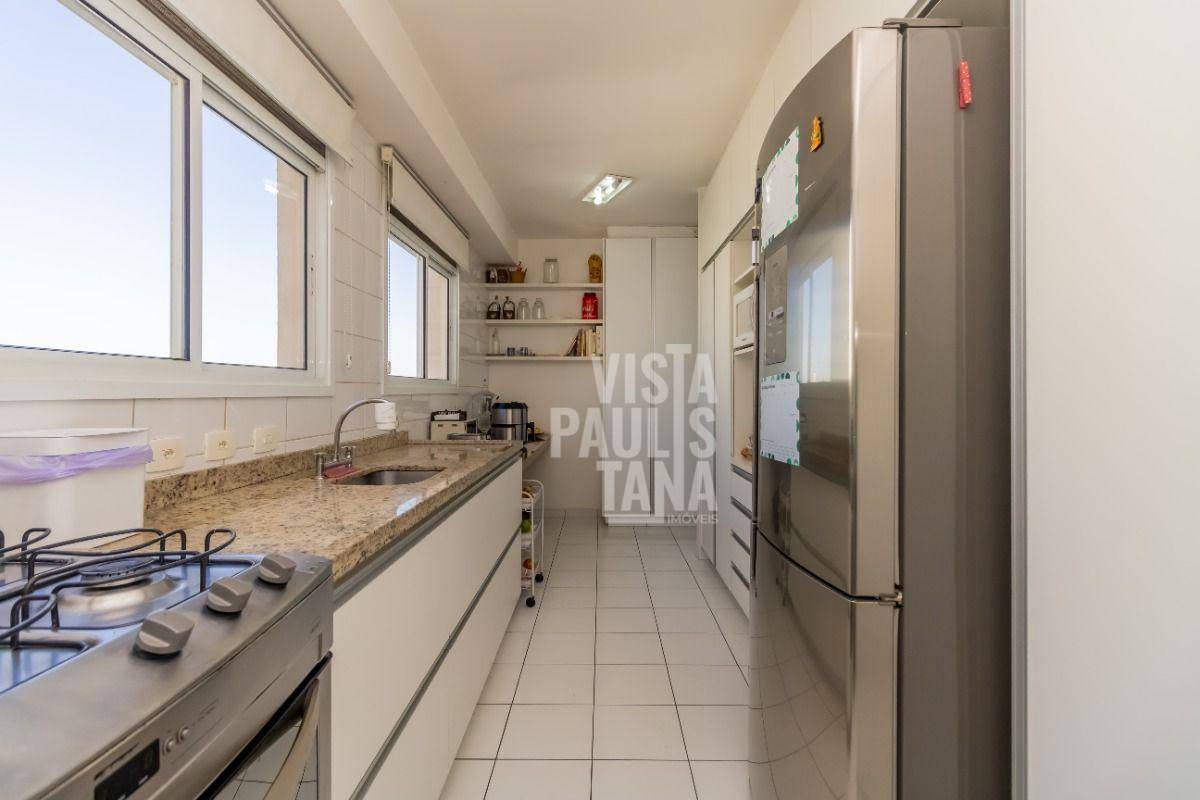 Apartamento à venda com 3 quartos, 158m² - Foto 22