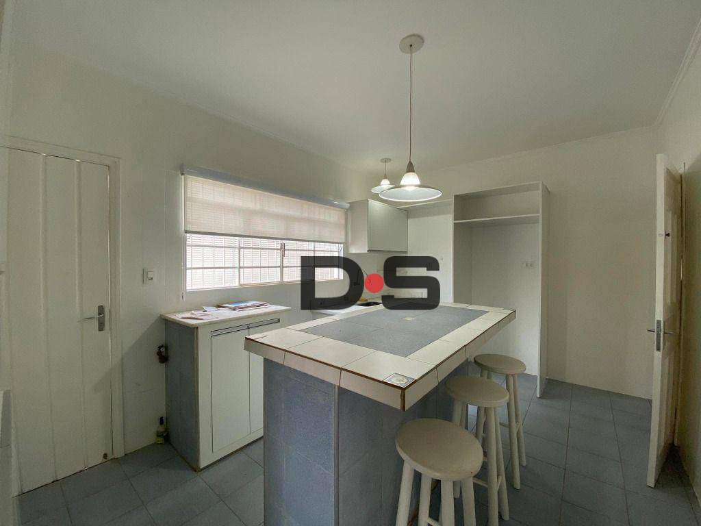 Casa à venda com 5 quartos, 220m² - Foto 19